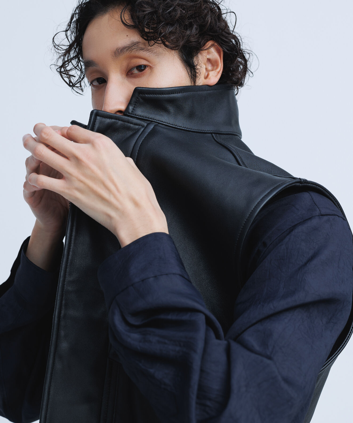 ADAM ET ROPE'「ラムレザー ベスト/サスティナブル」|その他|