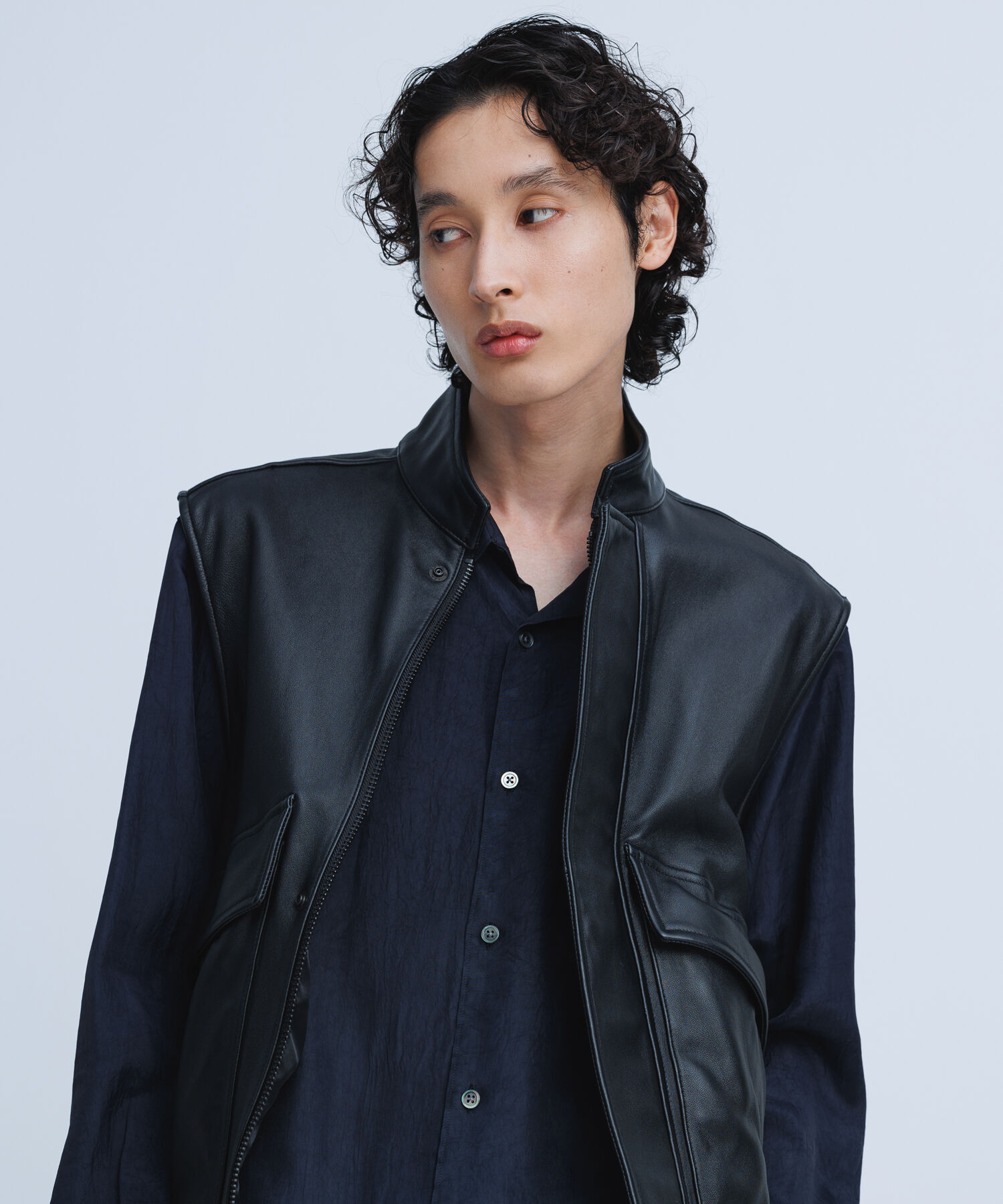 ADAM ET ROPE'「ラムレザー ベスト/サスティナブル」|その他|