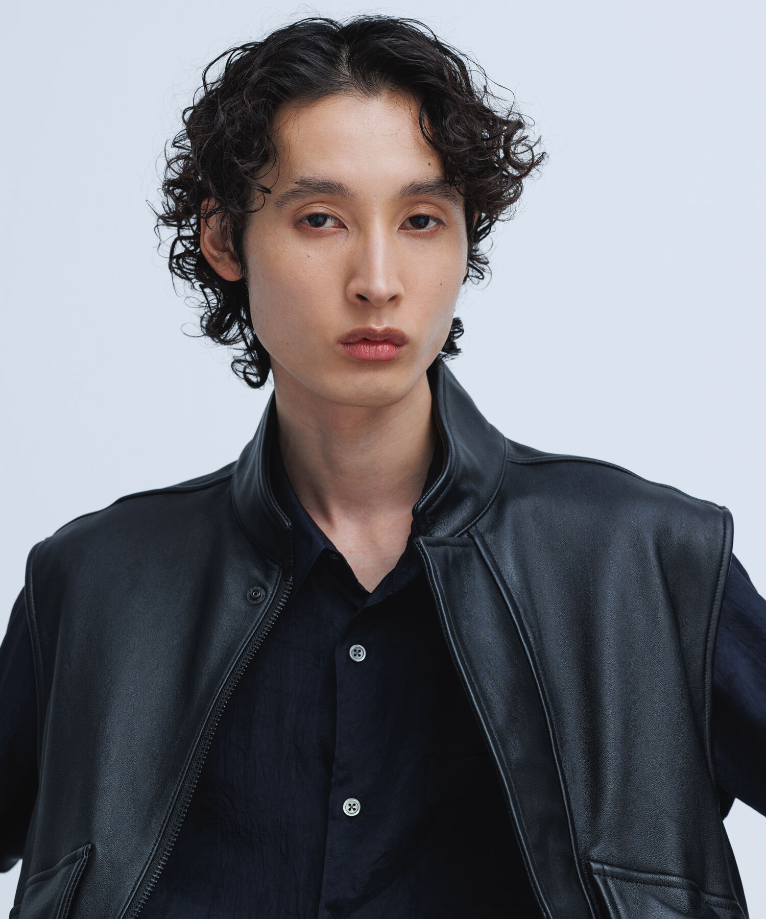 ADAM ET ROPE'「ラムレザー ベスト/サスティナブル」|その他|