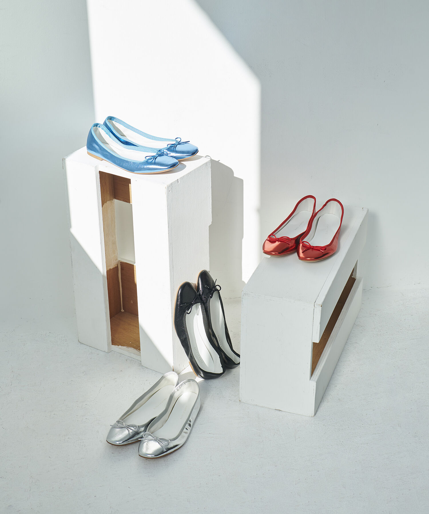 ADAM ET ROPE'「【サステナブル】メタリックバレエ」|バレエシューズ|