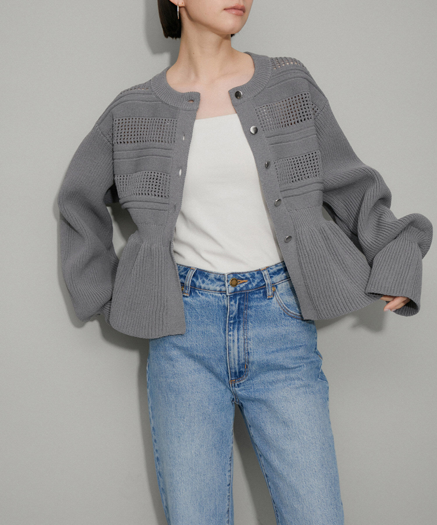 ADAM ET ROPE'「【サステナブル・WEB限定】ペプラムカーディガン」|カーディガン|