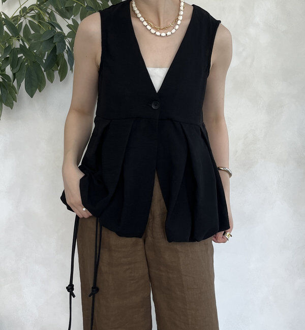  「【WEB限定】ペプラムバルーンベスト」|ブルゾン・スタジャン|ブラック