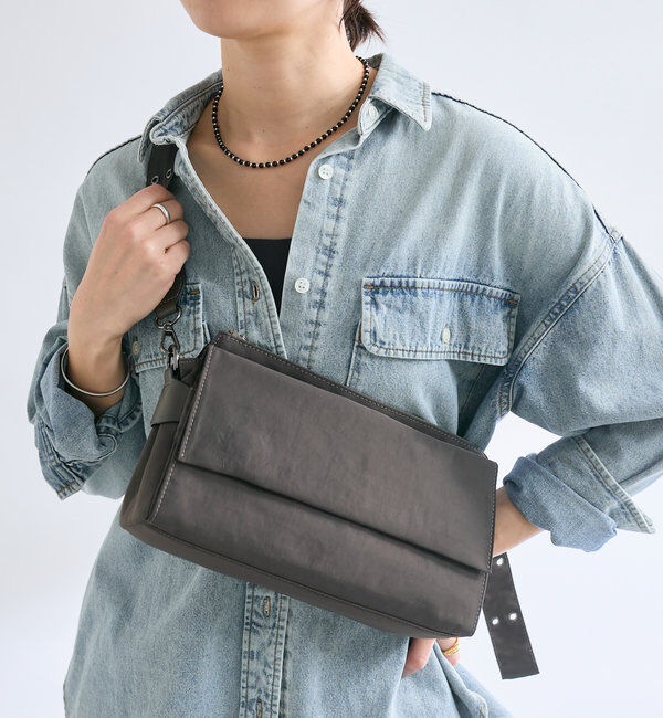  「【R.good(アールドットグッド)】ワッシャーナイロンハトメボディバッグ」|トートバッグ|カーキ