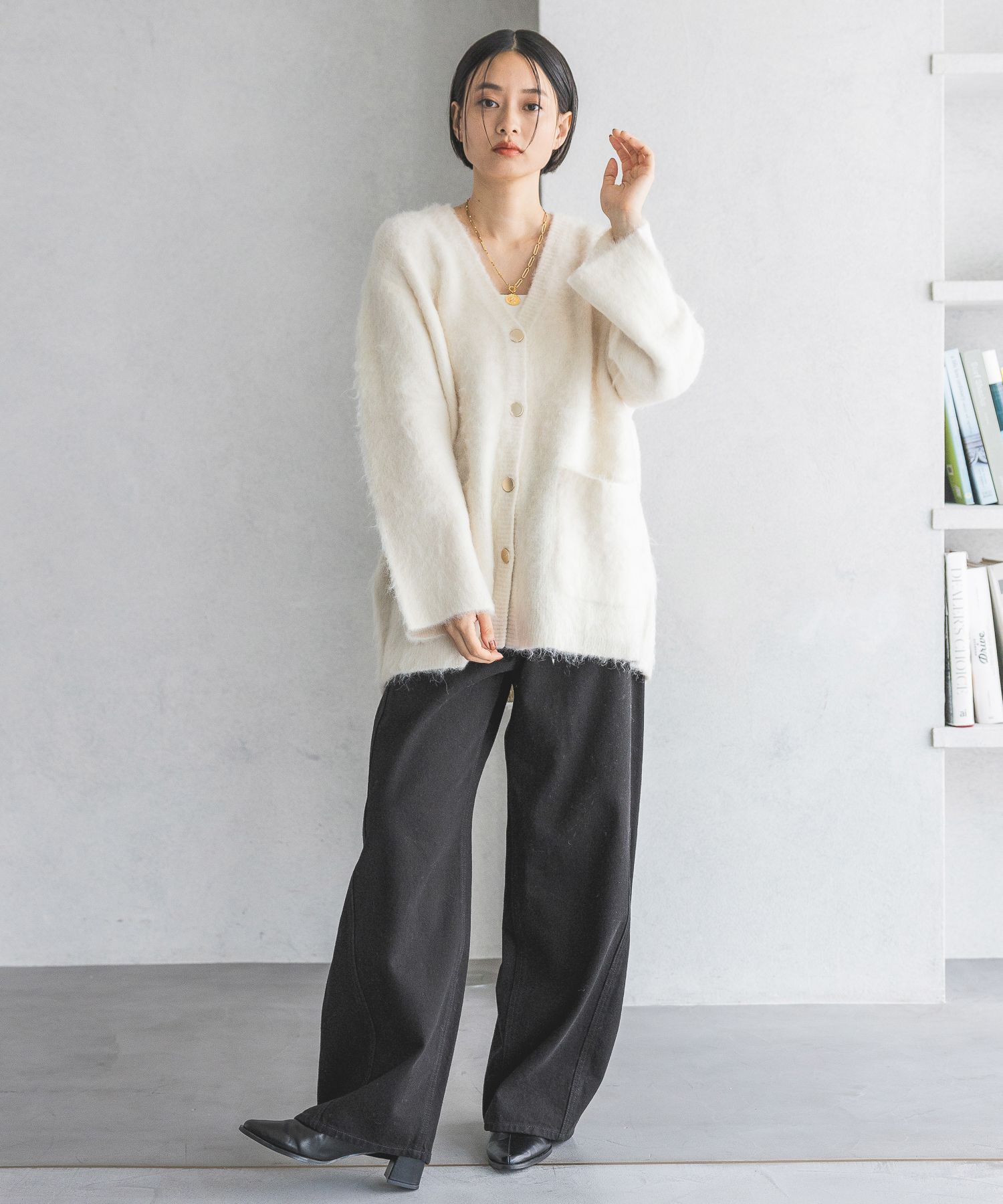 A part by 「【WEB限定】シャギーロングVネックカーディガン」|ニット・セーター|