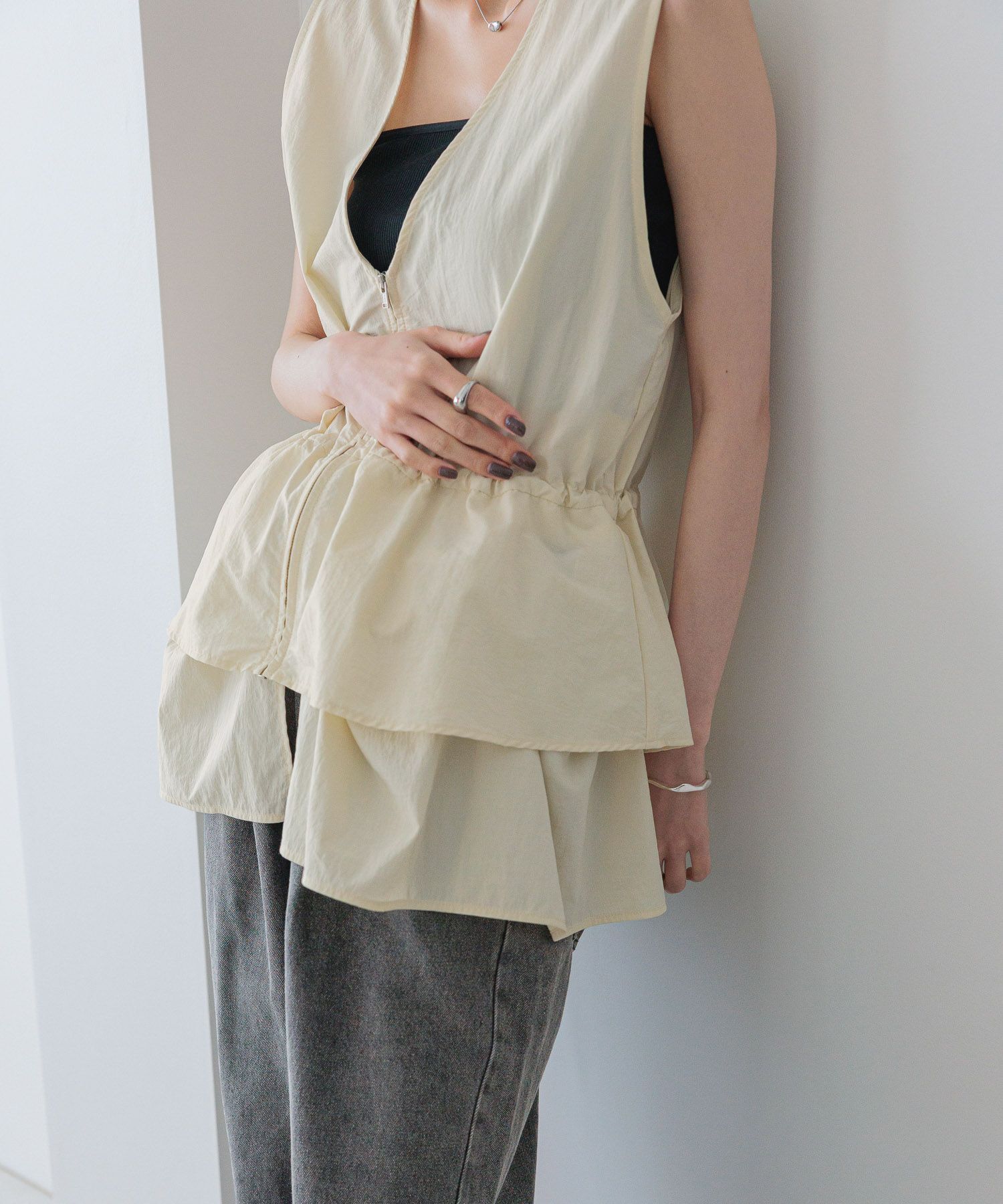 LOWRYS FARM「マルチＷＡＹフリルベスト」|ダウンベスト・ベスト|