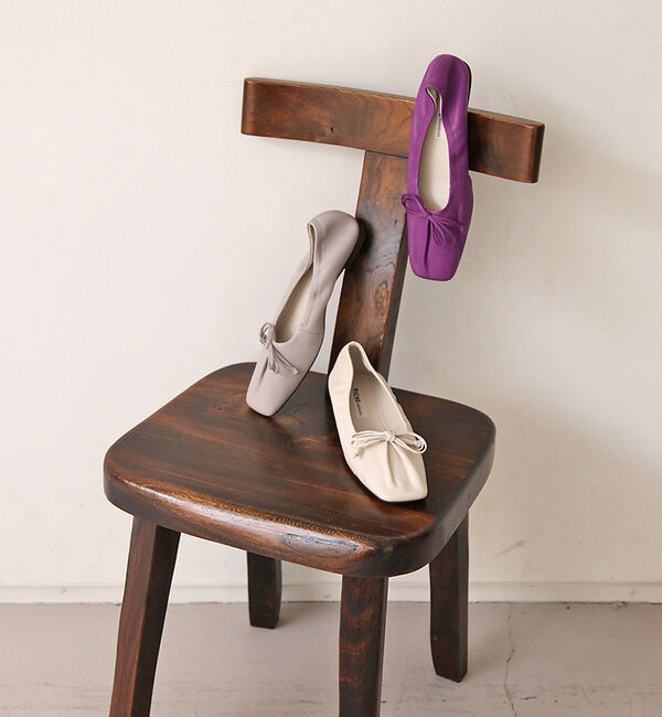 AU BANNISTER「シャーリングスクエアトゥ バレエシューズ」|バレエシューズ|