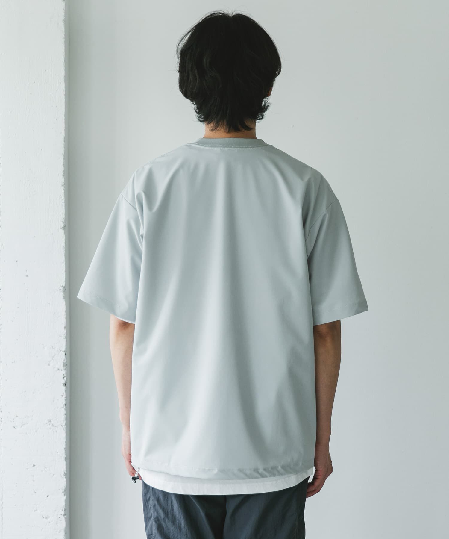 URBAN RESEARCH DOORS「『吸水速乾/UVカット/防シワ』ダブルクロス ストレッチプルオーバー」|Tシャツ・カットソー|