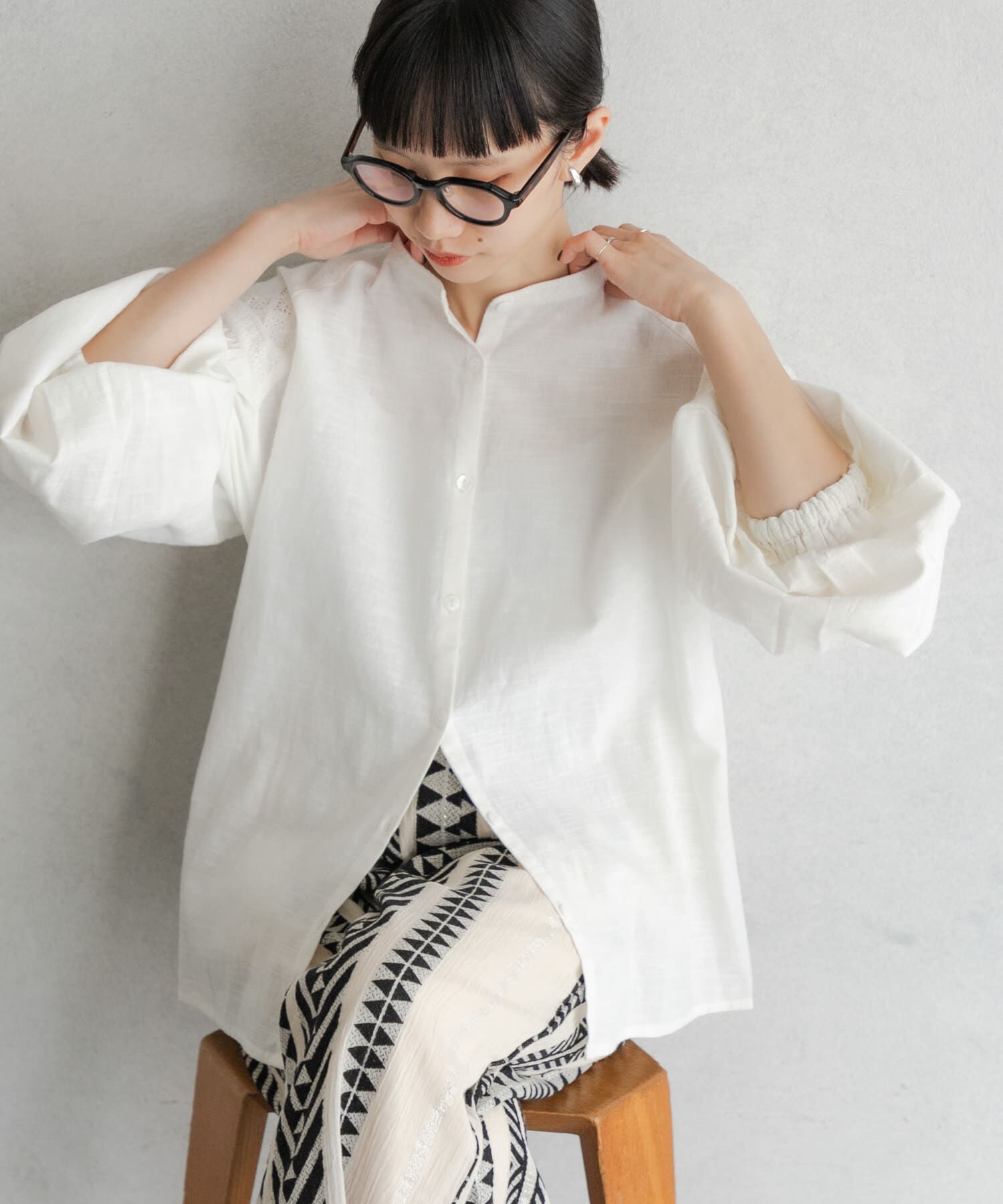 URBAN RESEARCH DOORS「刺繍ボリュームスリーブブラウス」|シャツ・ブラウス|