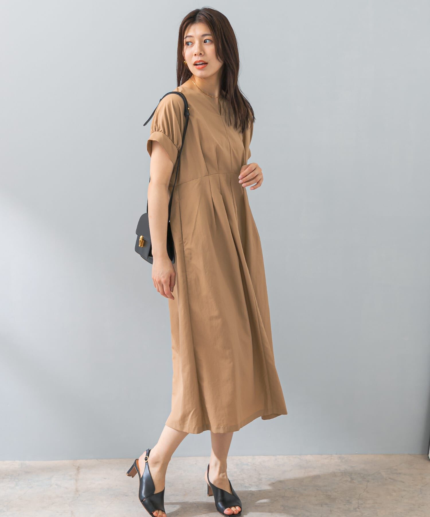 URBAN RESEARCH ROSSO「F by ROSSO　撥水ウエストマークドルマンワンピース」|ワンピース|