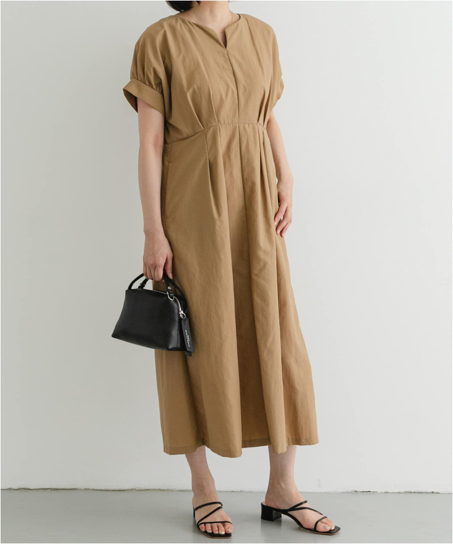 URBAN RESEARCH ROSSO「F by ROSSO　撥水ウエストマークドルマンワンピース」|ワンピース|