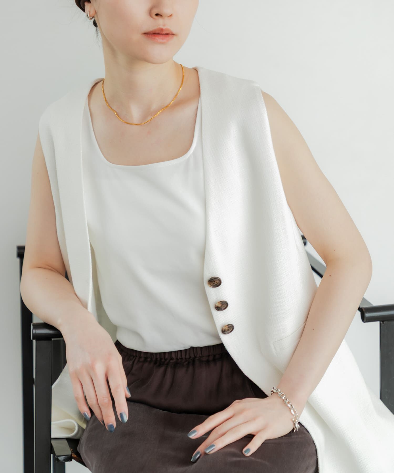 URBAN RESEARCH「スクエアネックタンクトップ」|タンクトップ|ホワイト