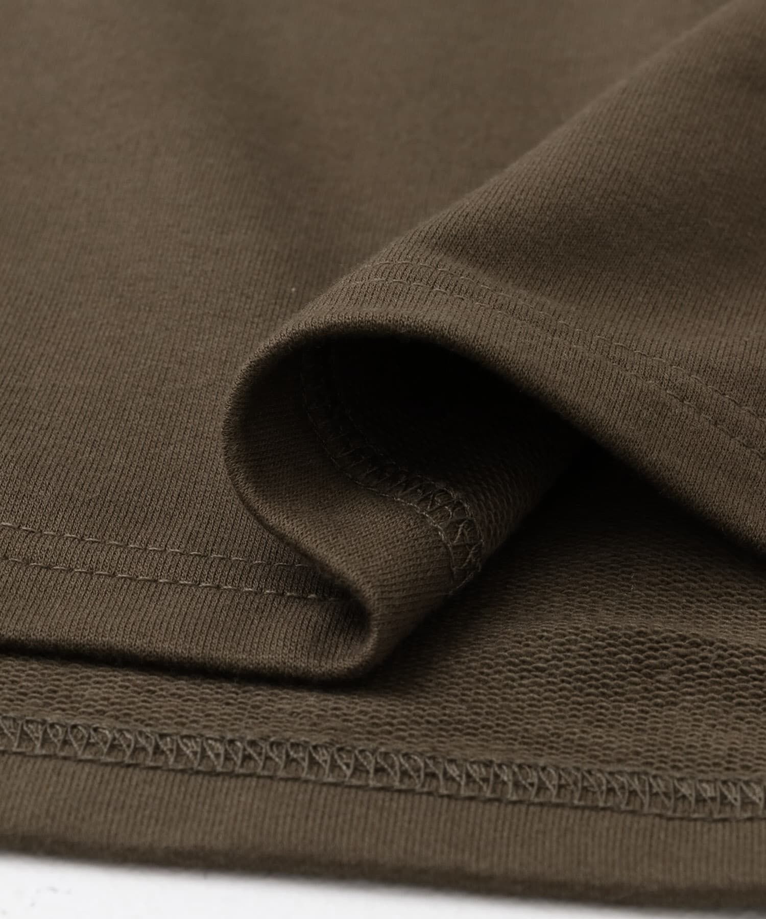 URBAN RESEARCH DOORS「『UR GREEN』ミニ裏毛変形プルオーバー」|Tシャツ・カットソー|