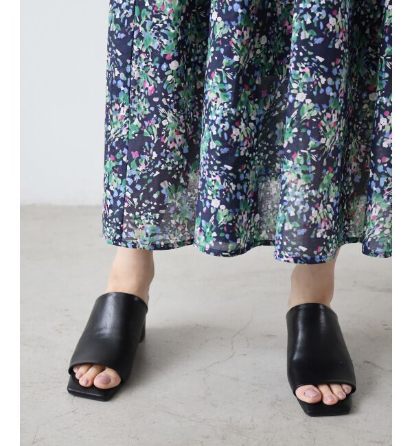  「《WEB限定アイテム》スクエアトゥカバードサンダル」|サンダル|