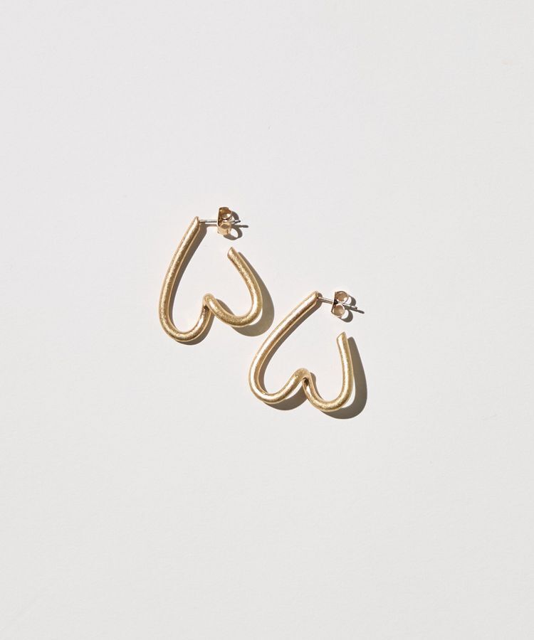 AMERICAN HOLIC「ツイストハートピアス」|ピアス|Gold