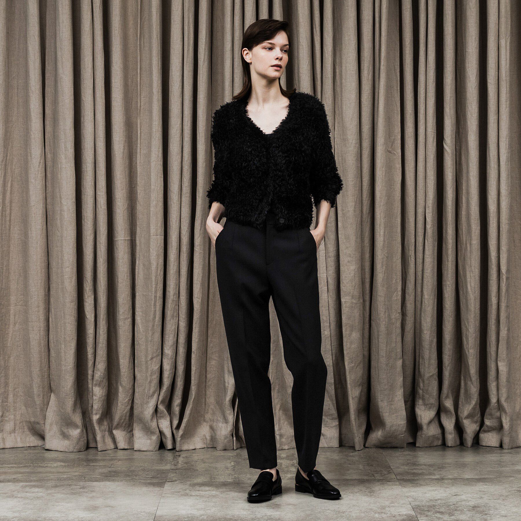 UNTITLED「リリヤンフェザータッチカーディガン」|カーディガン|