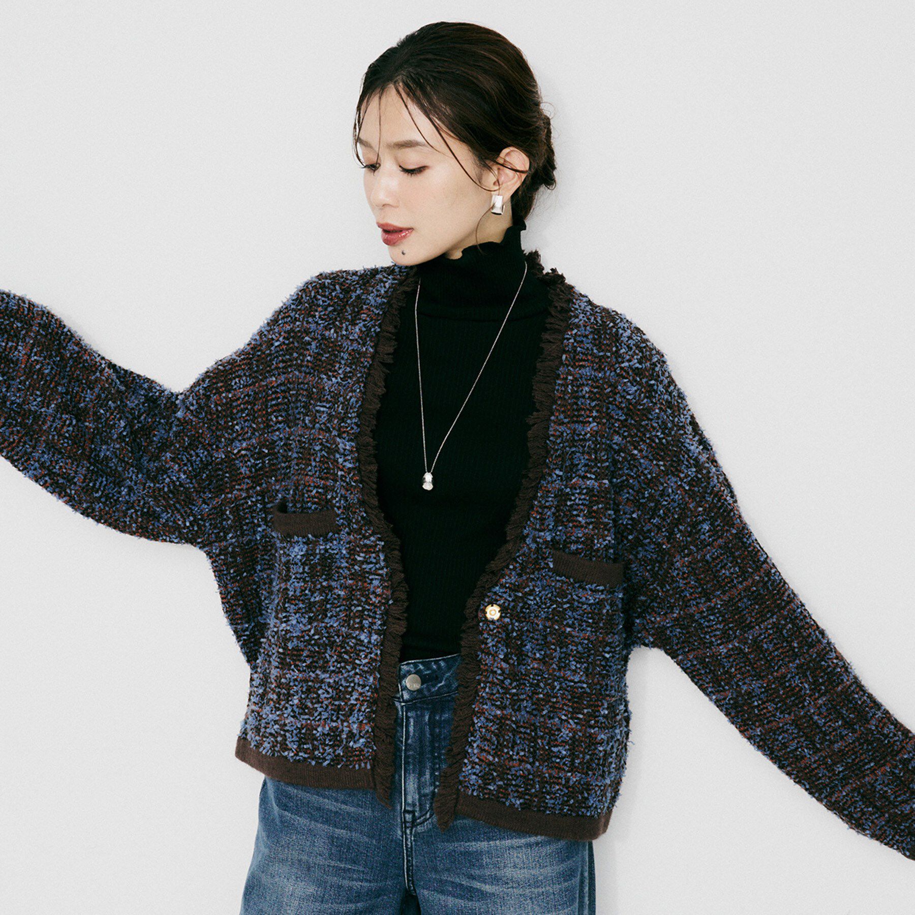 UNTITLED「【Audrey and John Wad】Vネックツイード柄ニットカーディガン」|カーディガン|ブラウン(443)