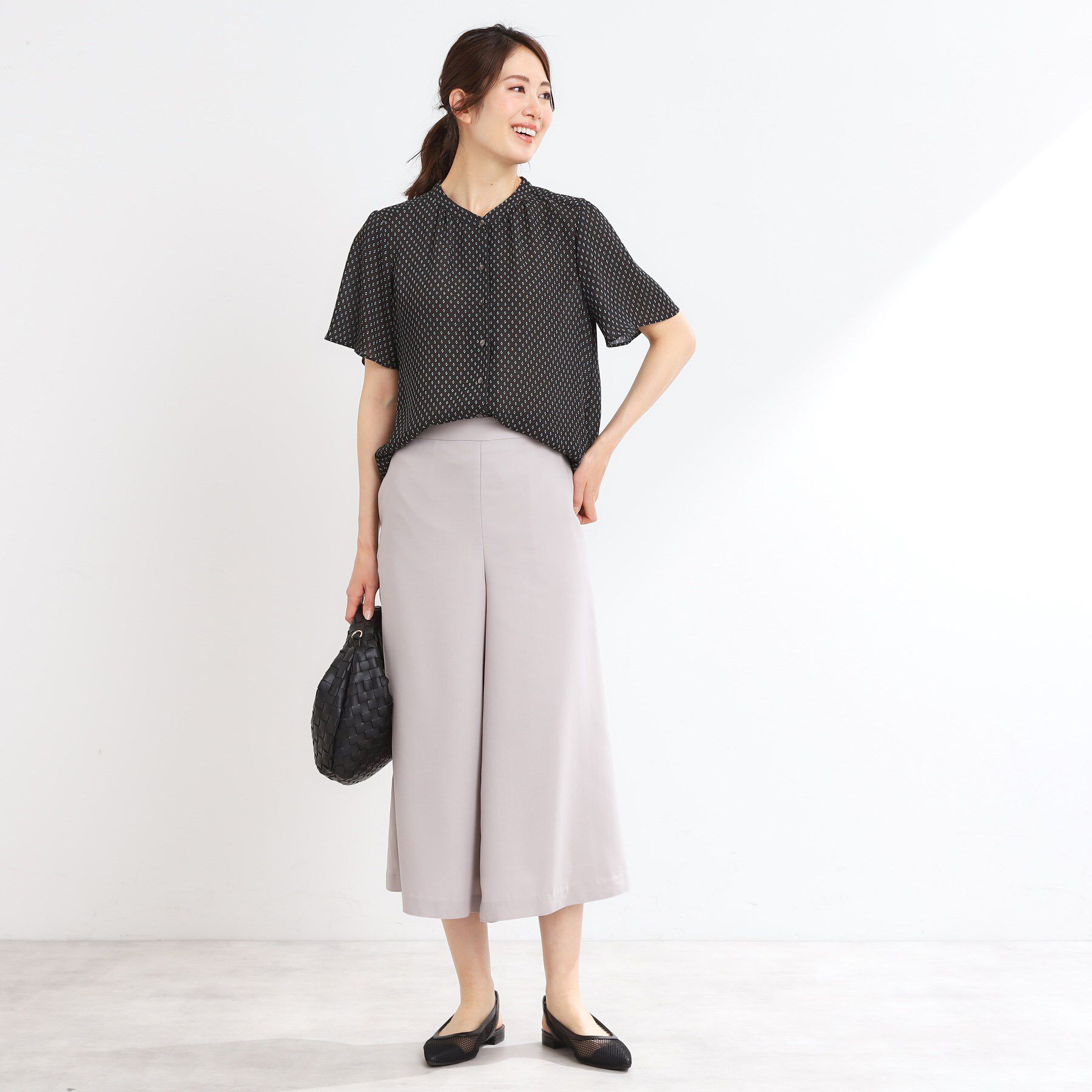 Reflect「【マシンウォッシュ可】五分袖コツキプリントブラウス」|シャツ・ブラウス|