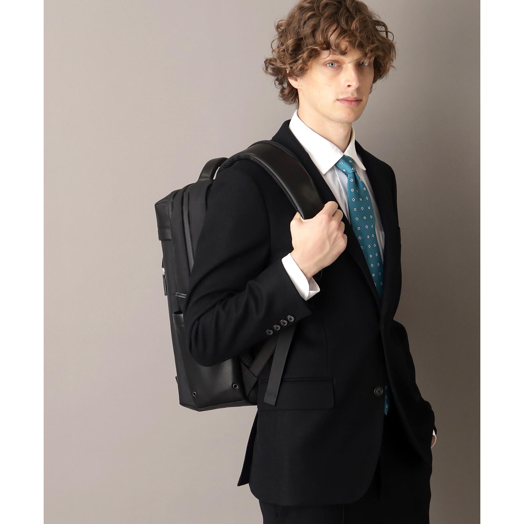 DRESSTERIOR「【荷重軽減/Monomax3月号掲載】サスペンション バックパック」|リュック|