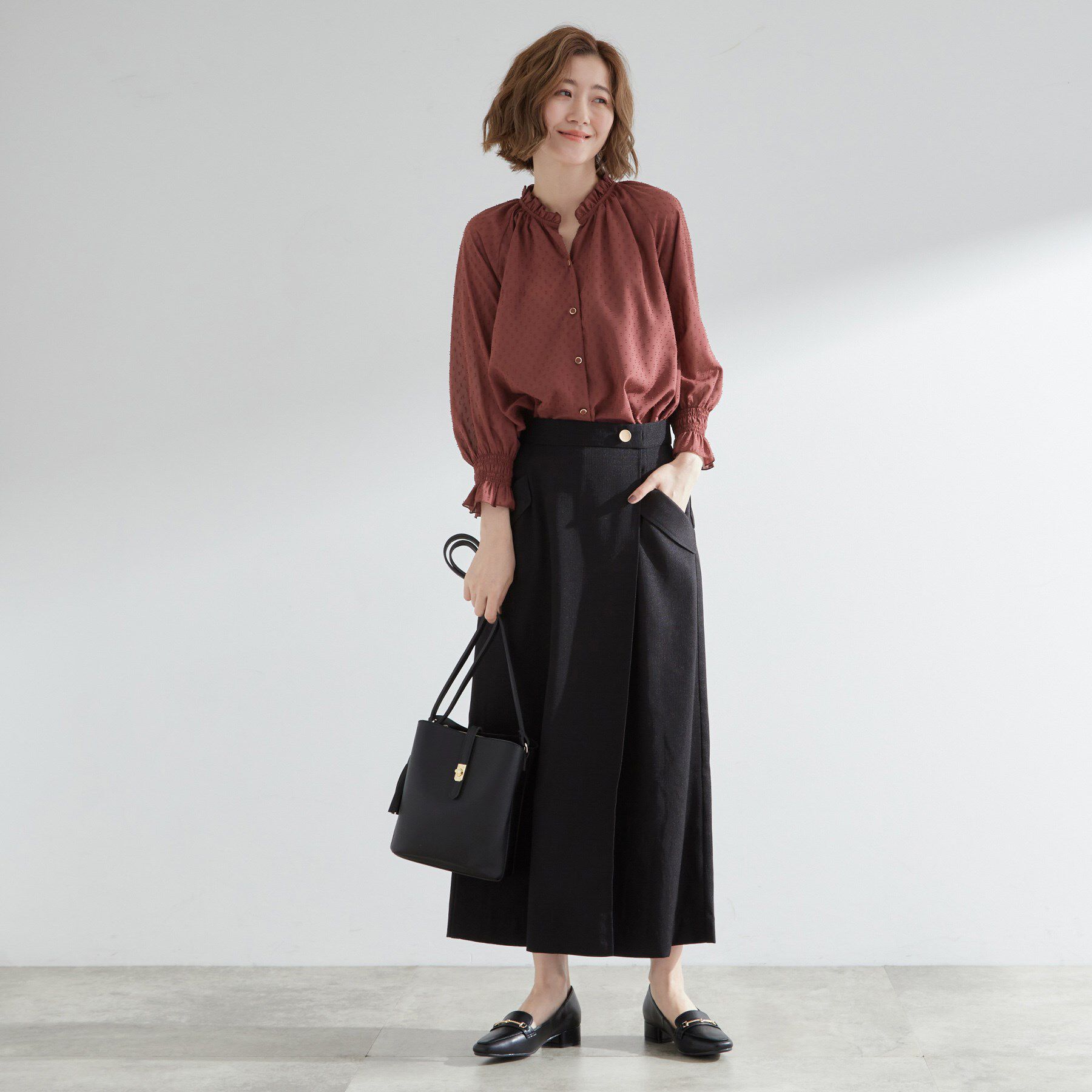 grove「衿もとすっきり一枚で映える 涼しげ秋色チェックブラウス」|シャツ・ブラウス|