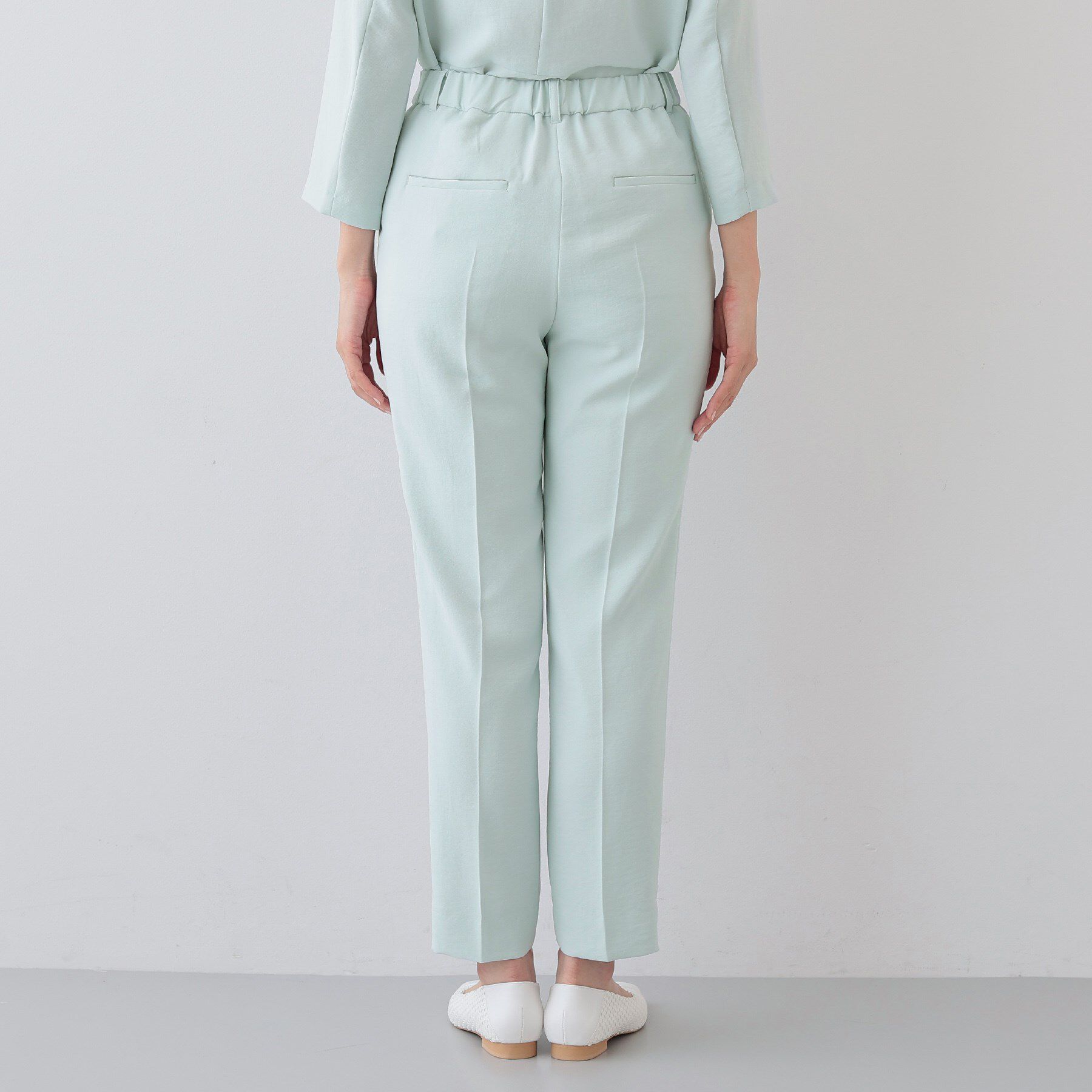 INDIVI「【着る日傘/遮熱/UVケア】タックテーパードパンツ」|スーツ|