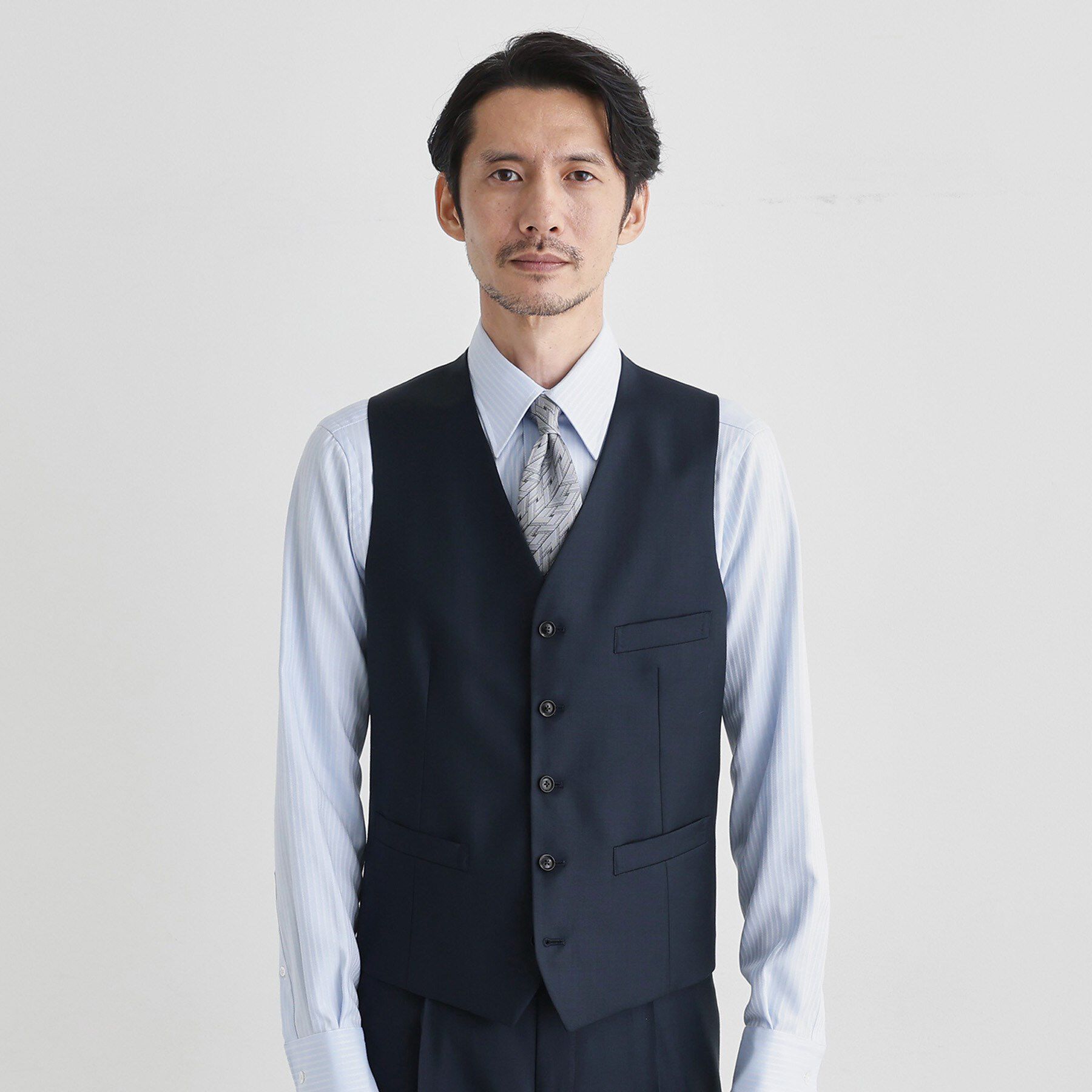 TAKEO KIKUCHI「ドーメル サージ ベスト」|スーツ|