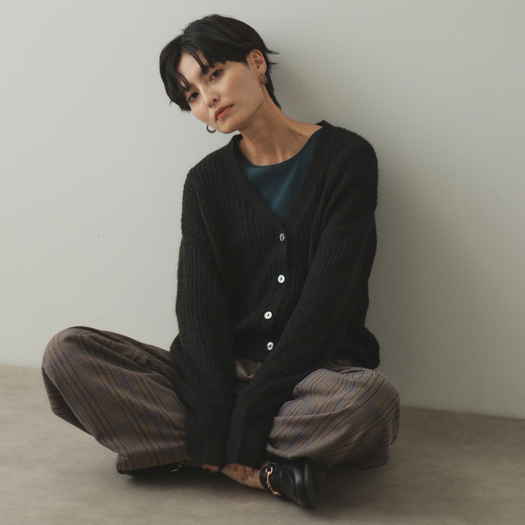 OPAQUE.CLIP「モヘヤ混シアーVネックカーディガン【洗濯機洗い可】」|カーディガン|