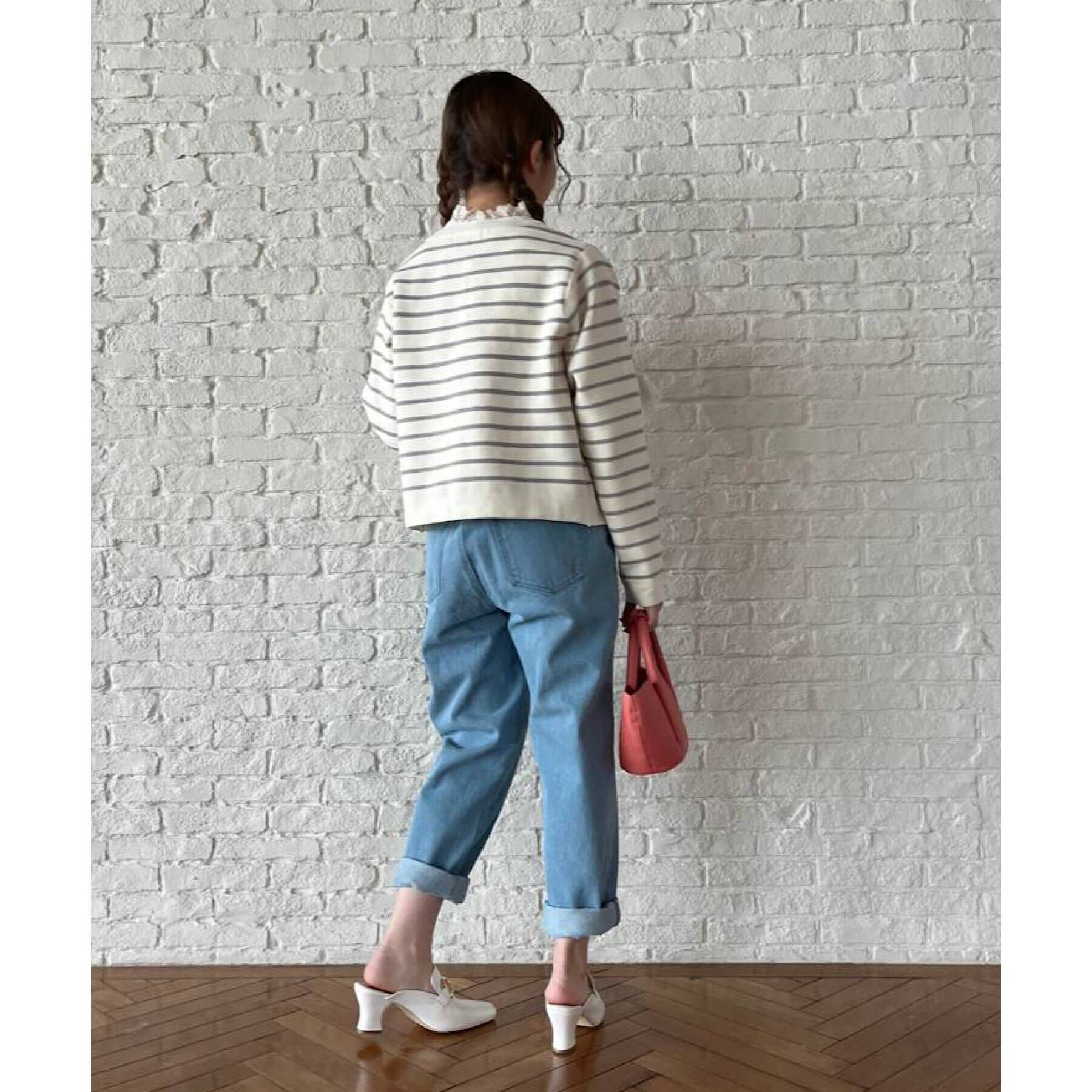 Couture broach「【大人可愛いデニムスタイル】リボン刺繍テーパードデニム」|デニム|