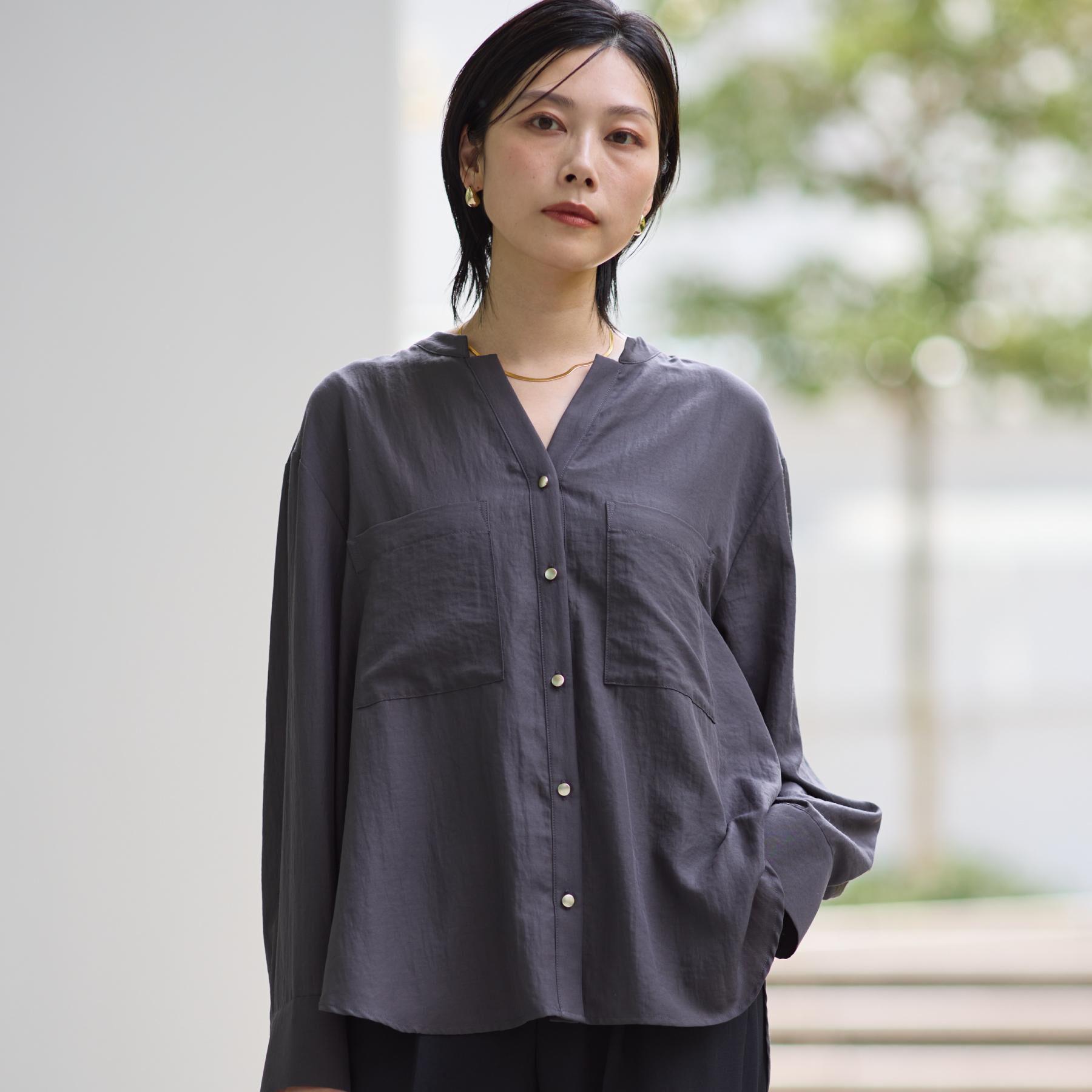 THE SHOP TK「【通勤にもデイリーにも】ダブルポケットスキッパーシャツ/洗濯機OK」|シャツ・ブラウス|スミクロ(018)