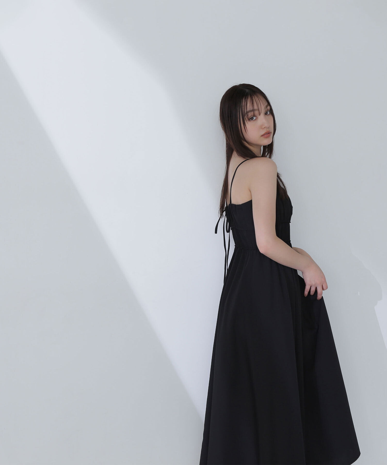  「ギャザーデザインキャミワンピース」|ワンピース|クロ