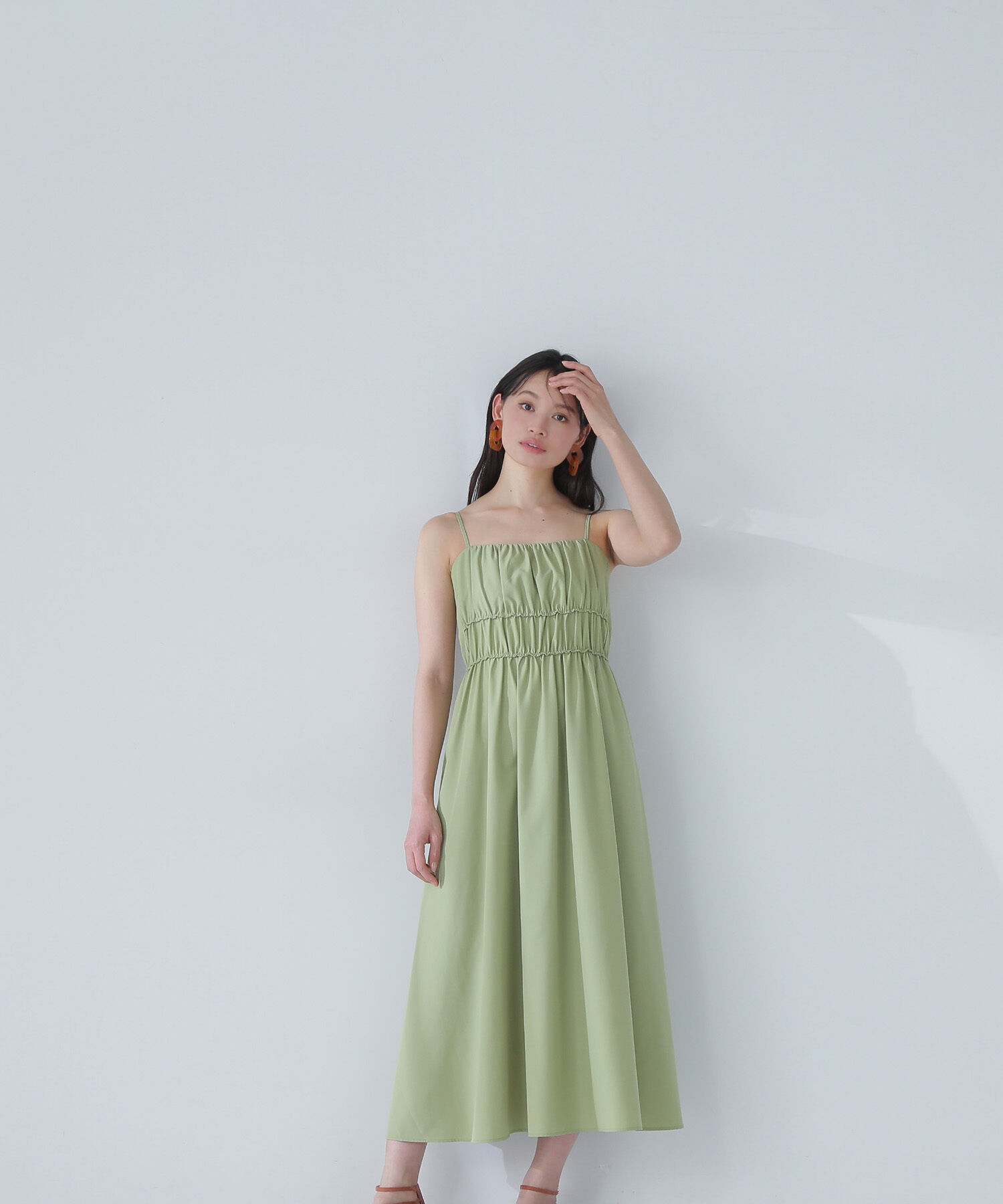  「ギャザーデザインキャミワンピース」|ワンピース|