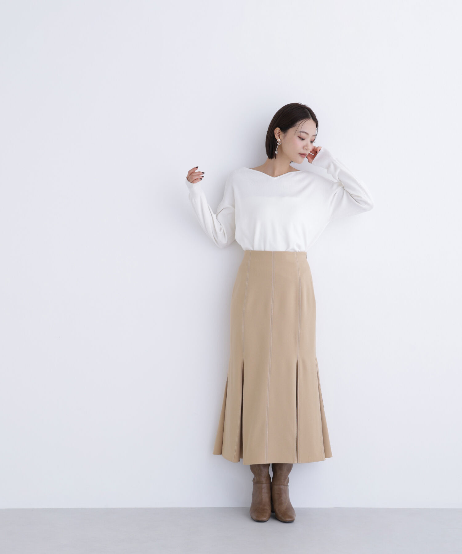  「総針ベーシックシリーズ ニュアンスVネックニット」|ニット・セーター|