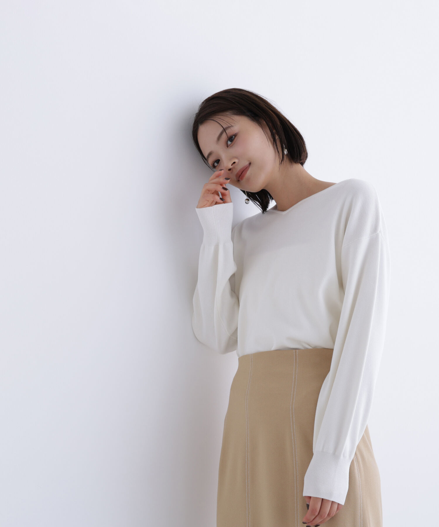  「総針ベーシックシリーズ ニュアンスVネックニット」|ニット・セーター|