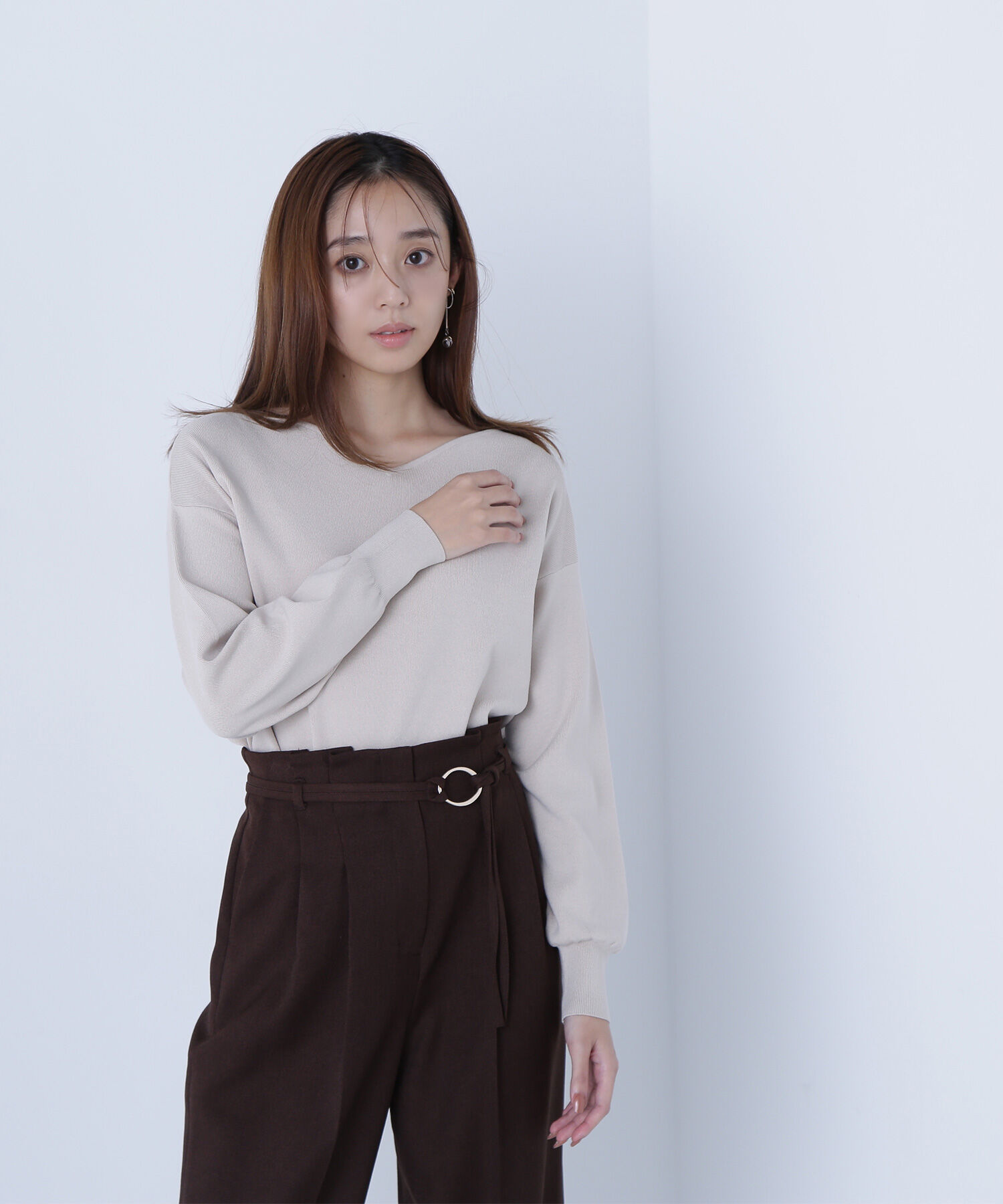  「総針ベーシックシリーズ ニュアンスVネックニット」|ニット・セーター|