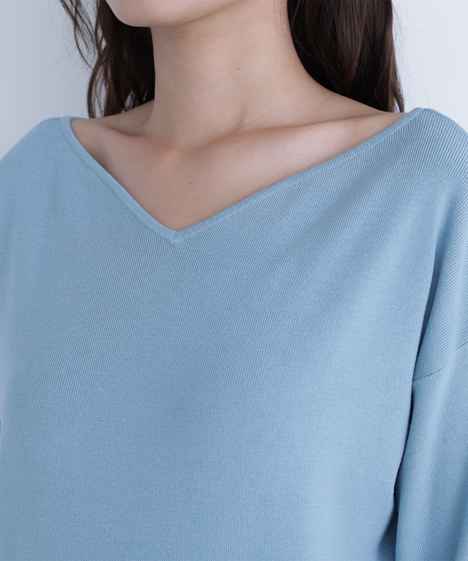  「総針ベーシックシリーズ ニュアンスVネックニット」|ニット・セーター|