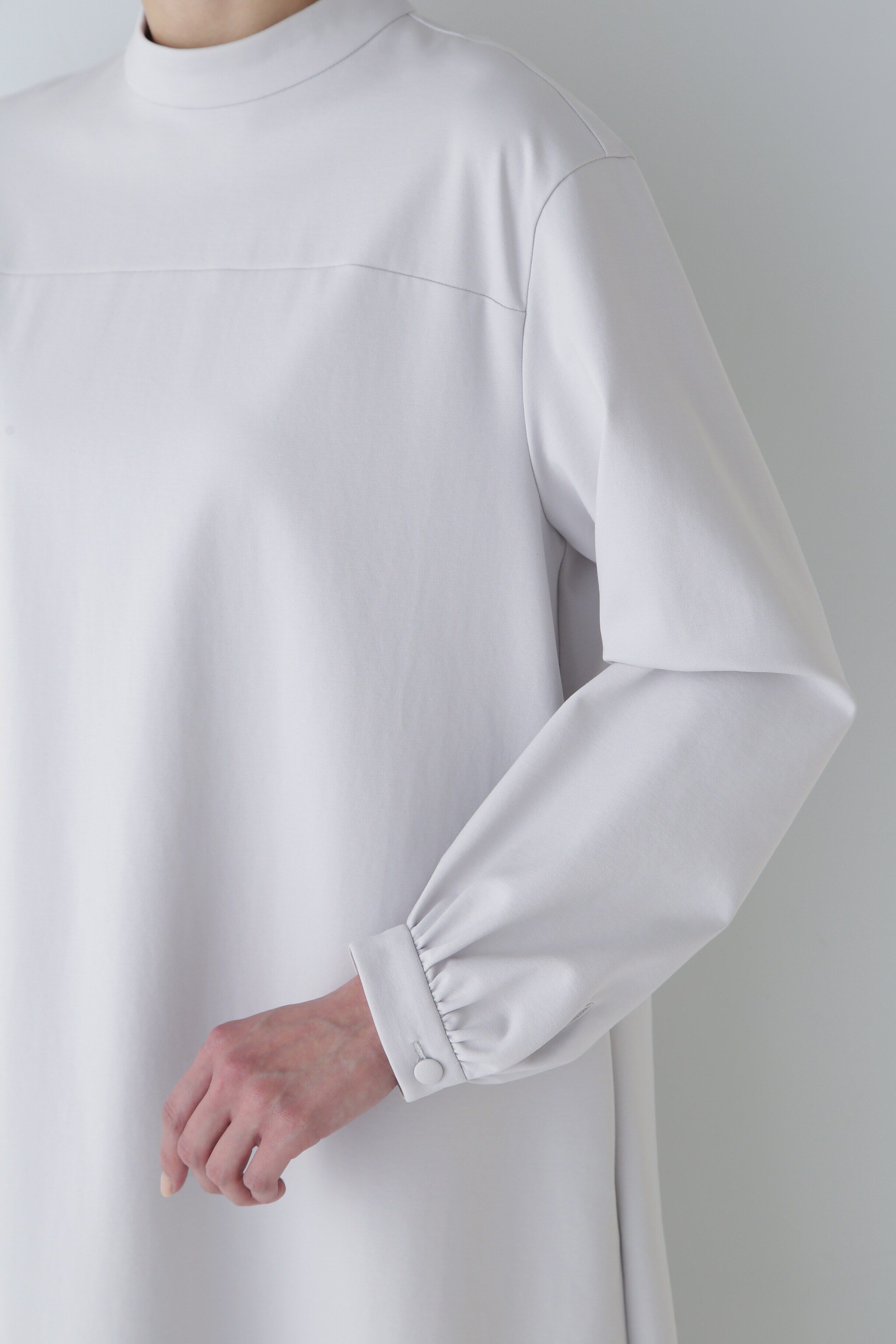  「ストレッチポンチモックネックワンピース」|ワンピース|