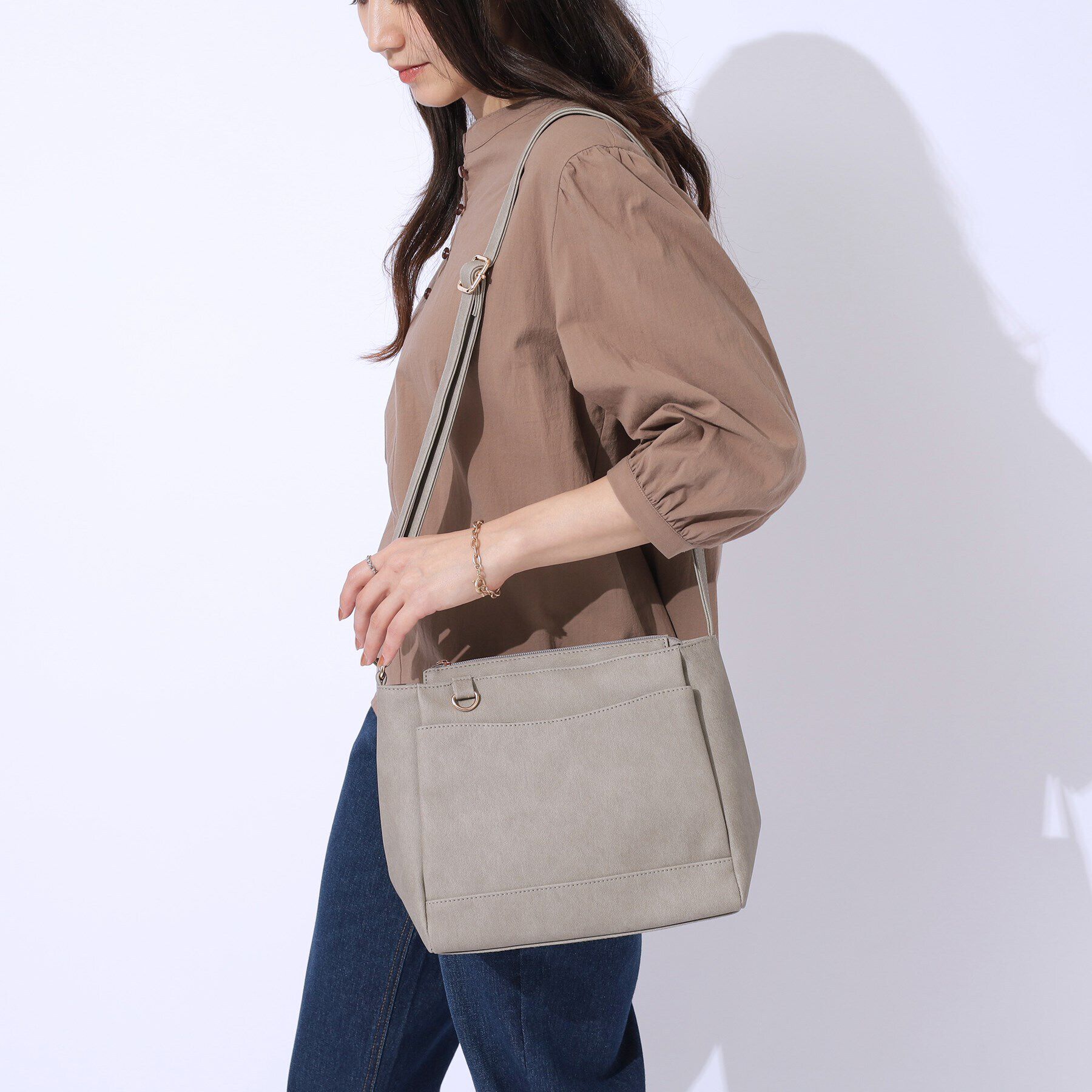 SHOO･LA･RUE「あおりポケットショルダーバッグ」|ショルダー・メッセンジャー|