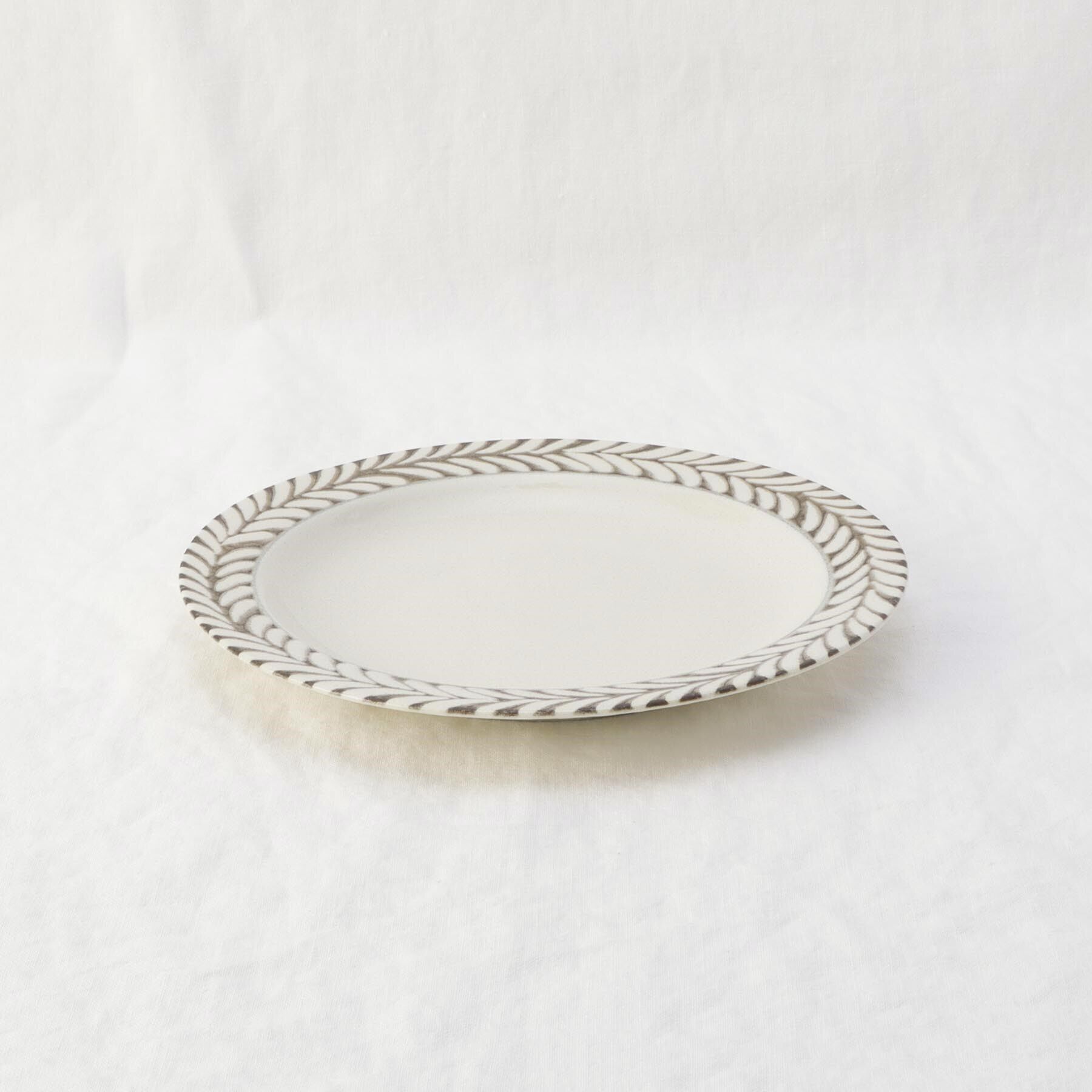 212 KITCHEN STORE「ブロウ プレートL IV」|食器・キッチングッズ|