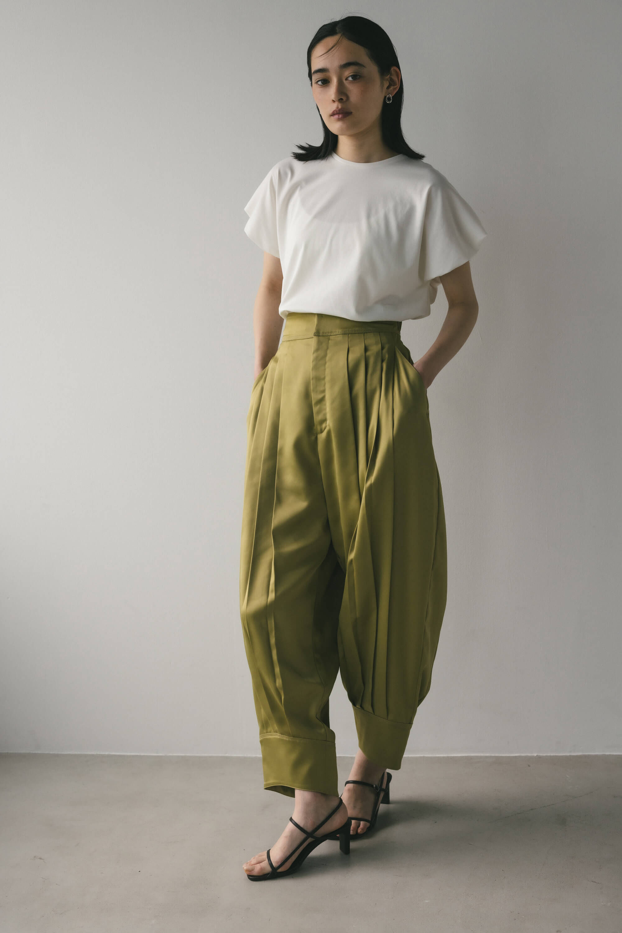 STYLEMIXER「サテンプリーツカフタックパンツ」|その他|