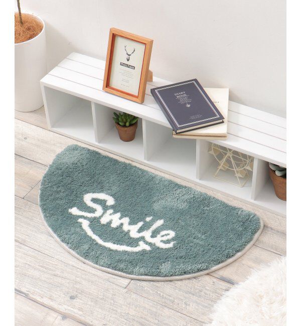 Lbc with Life「スマイルハーフ マルチマット」|クッション・クッションカバー|ダークグレー