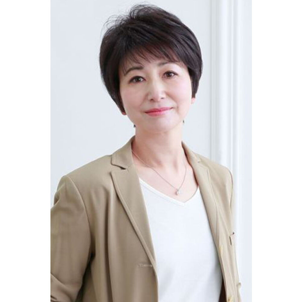 BACKYARD FAMILY「プリシラ ウィッグ フルウィッグ 通販 ショート 自然 ボブ 黒髪 大人 コスプレ かつら 着物」|ヘアスタイリング|ブラック1