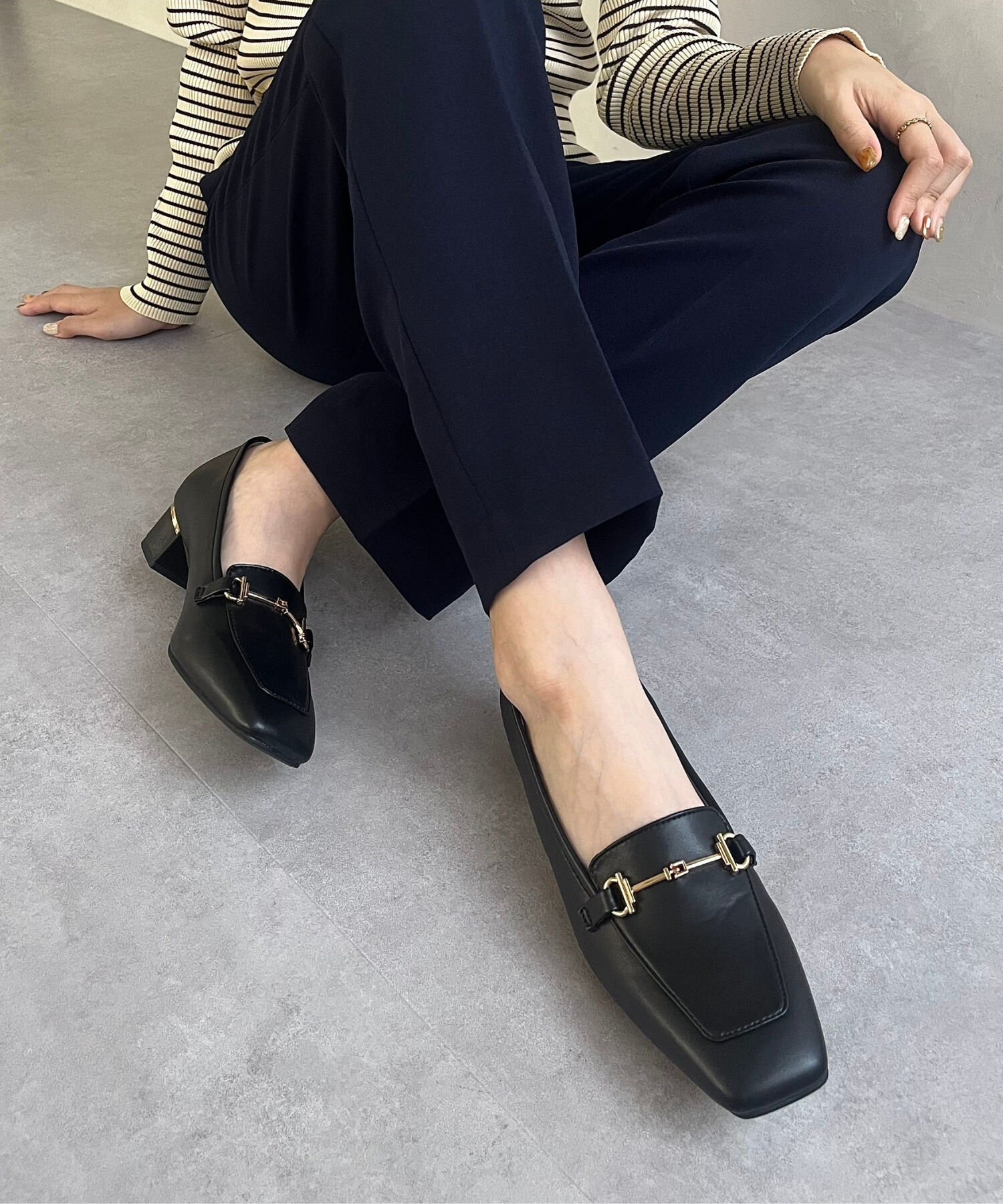 WA Oriental TRaffic「メタリックラインビットヒールローファー/42301」|パンプス|BLACK