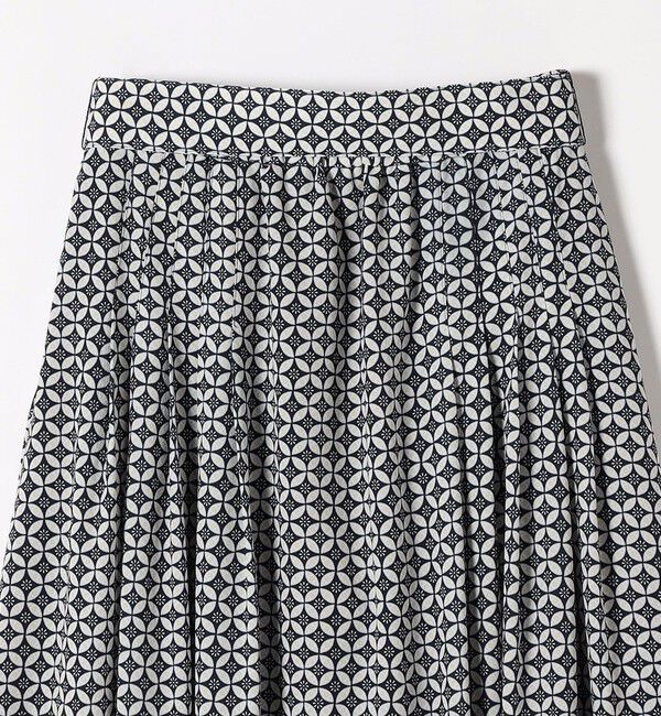 quaranciel「quaranciel:〈手洗い可能〉ジオメトリック タック フレア スカート」|フレア|
