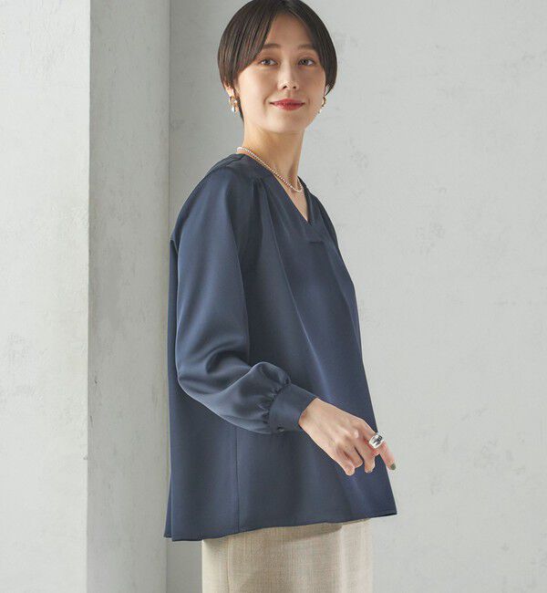 SHIPS for women「〈手洗い可能〉バックサテン Vネック ロング スリーブ ブラウス」|シャツ・ブラウス|