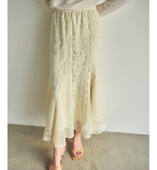 GRACE CONTINENTAL「フレア刺繍スカート」|スカート|