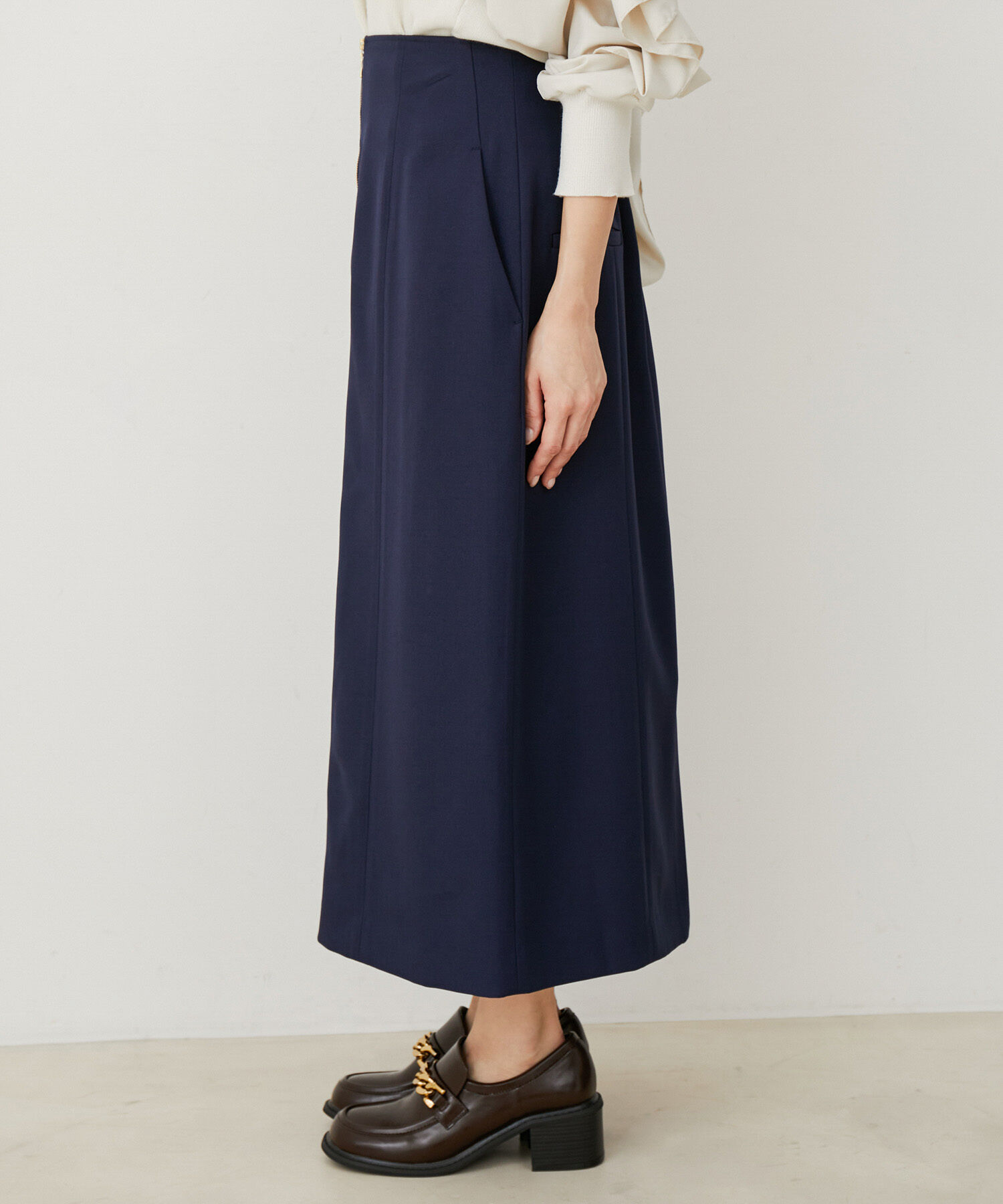 VIS「【防シワ・洗える】ファスナーIラインスカート」|スカート|