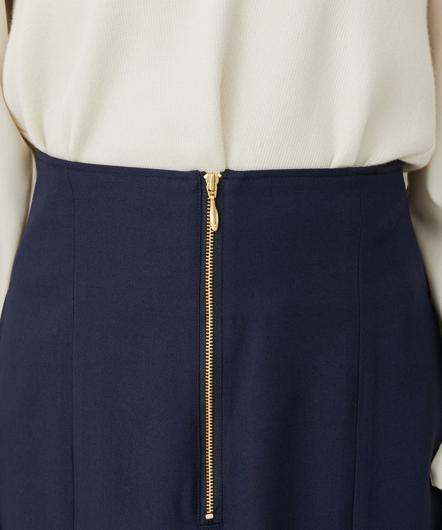 VIS「【防シワ・洗える】ファスナーIラインスカート」|スカート|