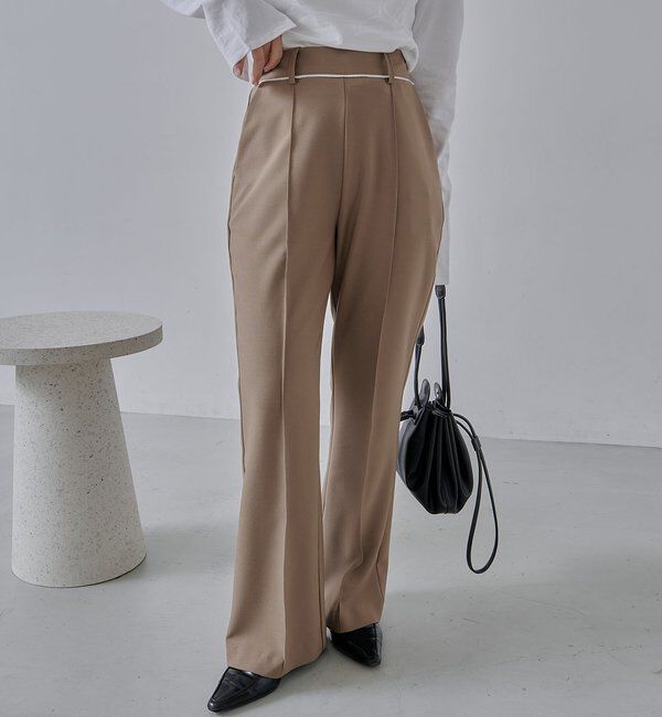  「【低身長サイズあり】ピンタックフレアパンツ」|チノ|