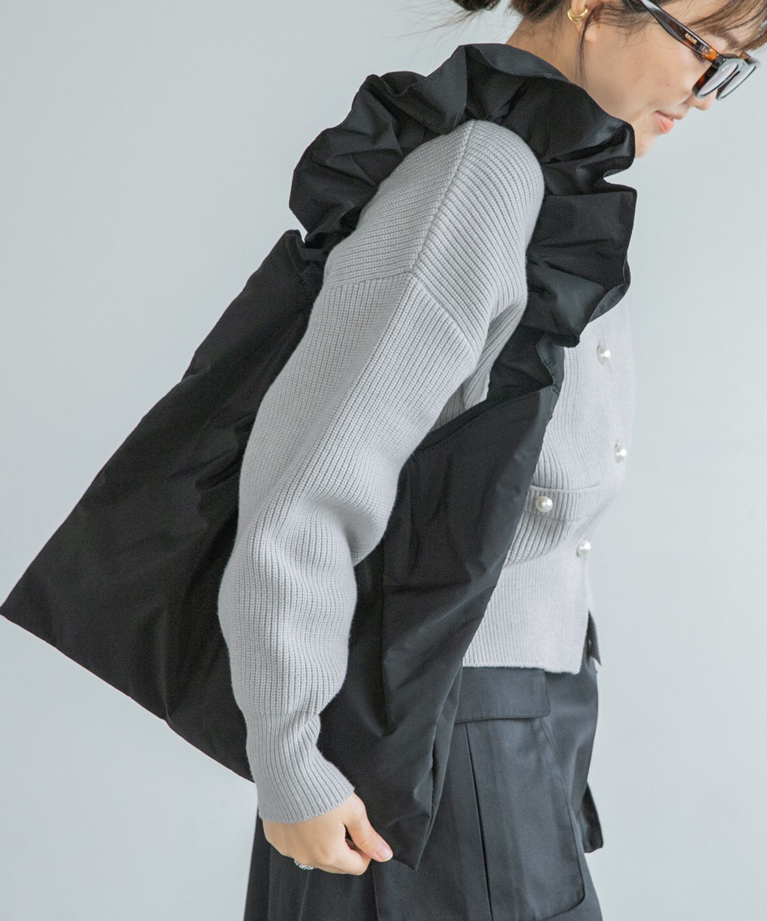 A part by 「フリルトートバッグ」|トートバッグ|ブラック２