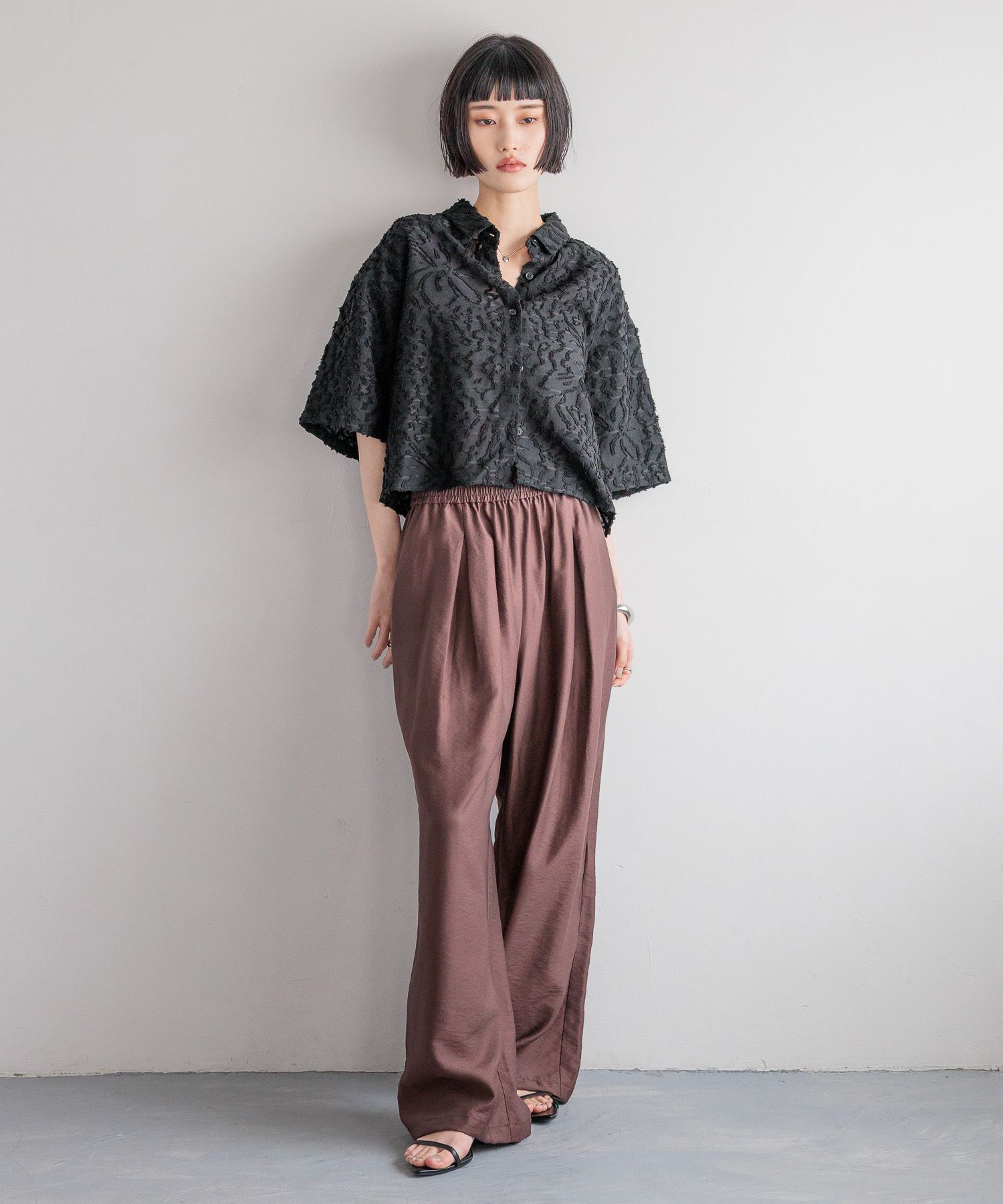 LOWRYS FARM「タックワイドイージーパンツ」|チノ|