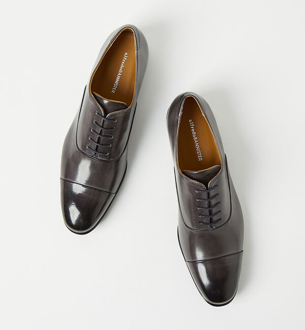 alfredoBANNISTER「セミスクエア オックスフォード 内羽根ストレートチップ ビジネスシューズ」|ビジネス・ドレスシューズ|グレー